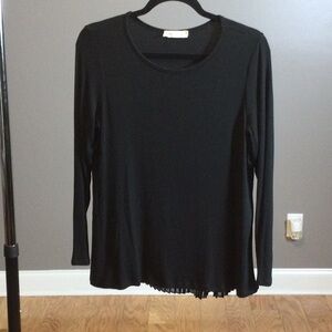 M Anthropology Pebble And Stone Black Long-Sleeve Ribbed Front/Pleated Back Top